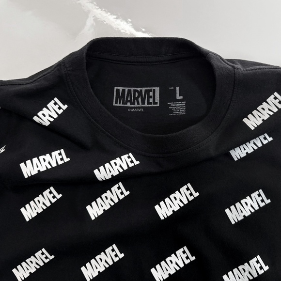 MARVEL Comics Logo All Over Print T-Shirt Size L Black Limited Edition Japan Y2k - Picture 2 of 11